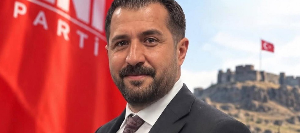 Yeni Parti İl Başkanı Onur Uludaşdemir Aday Adaylığını Açıkladı